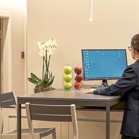 Sleep Tide Suites Милано Екстериор снимка