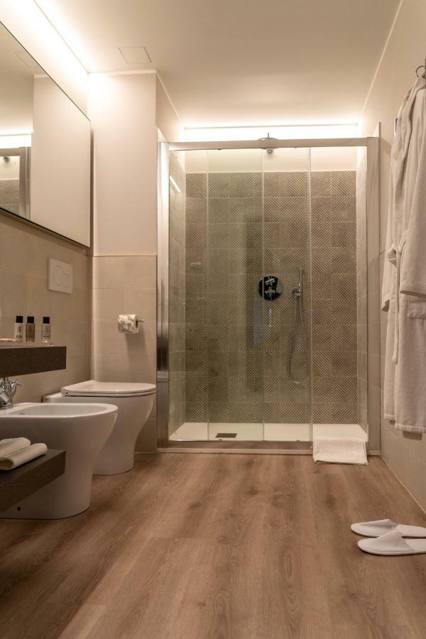 Sleep Tide Suites Милано Екстериор снимка